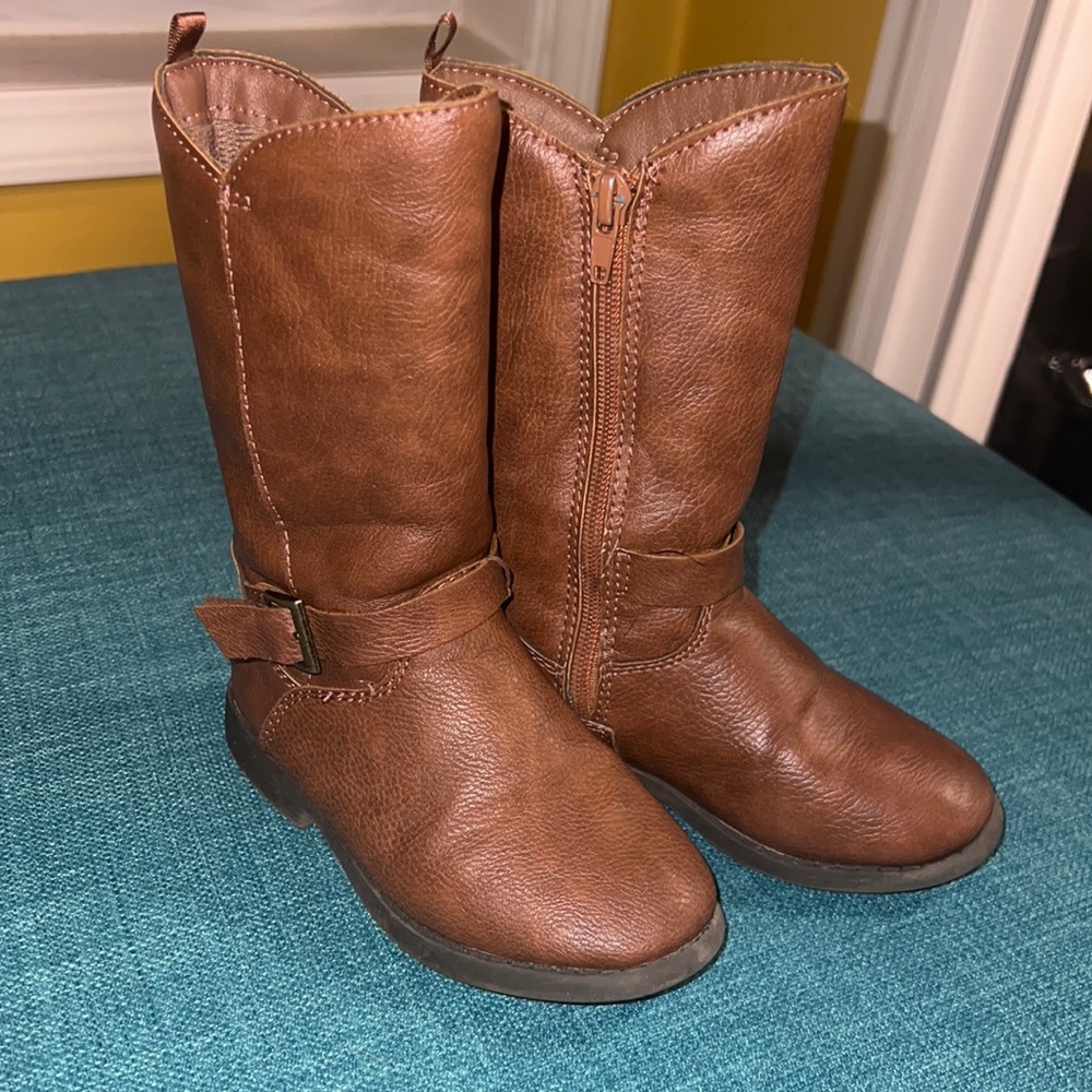 Oshkosh Toddler Girls Brown Boots size 9